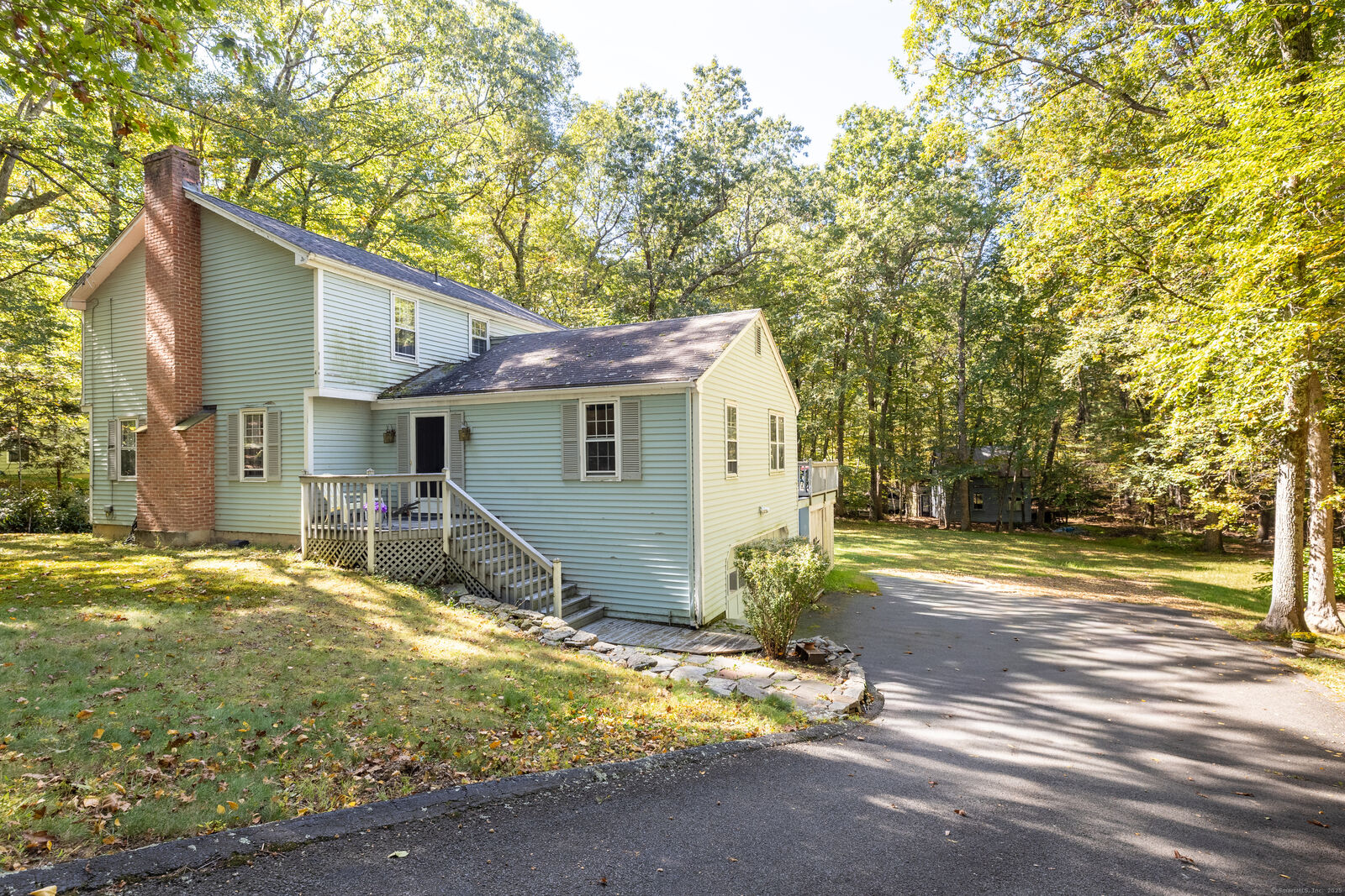 Property Photo:  33 Forge Drive  CT 06001