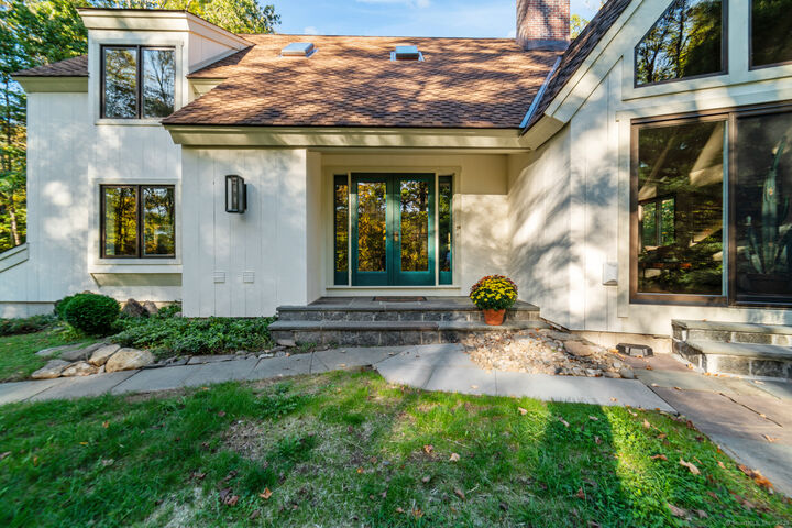 Property Photo: 34 Echo Valley Road CT 06470