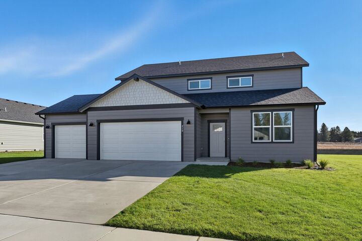 Property Photo:  410 N Washington Dr  WA 99006 