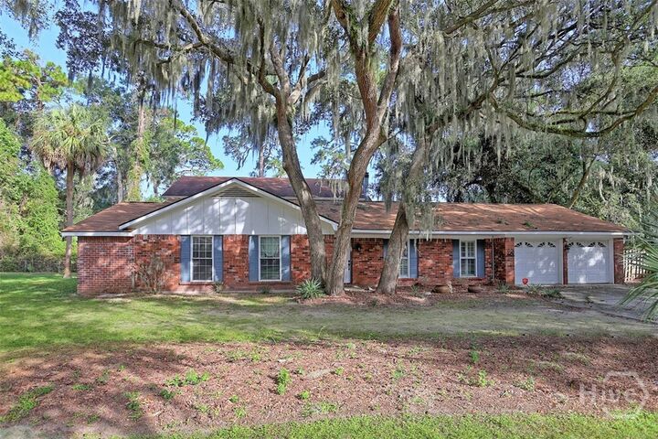 Property Photo: 46 River Oaks Road GA 31410