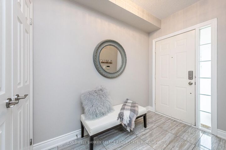 Property Photo: 17 Cedargrove Road ON L7E 2L4