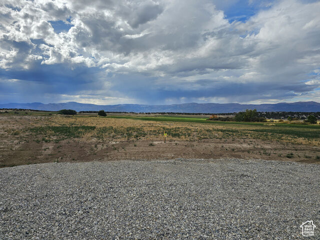 Property Photo: 7 Crawford Cir 7 UT 84662