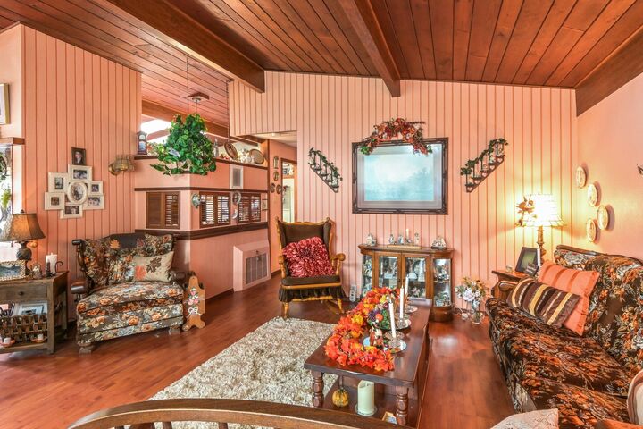 Property Photo: 14086 77A Avenue BC V3W 2X3