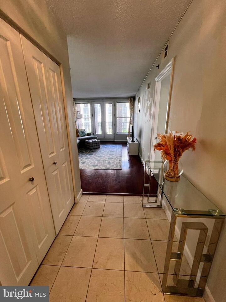 Property Photo:  601 Pennsylvania Avenue NW 505  DC 20004 