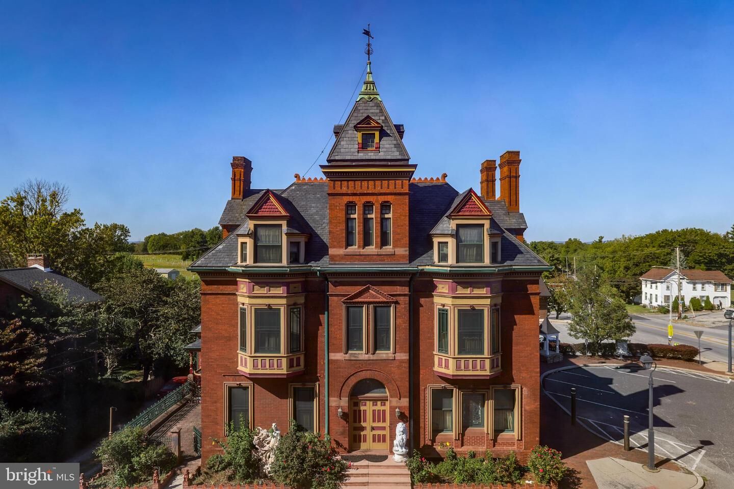 Property Photo:  3 W King Street  PA 17301 