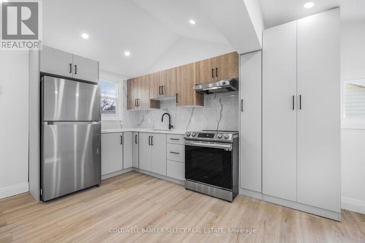 Property Photo: 338 Old Mosley Street Unit 3 ON L9Z 2H6