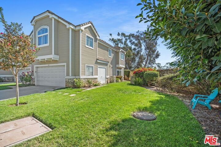 Property Photo: 439 Orange Grove Pl CA 91103