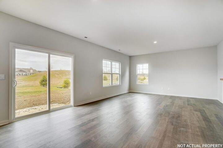 Property Photo: 1099 Hartford Lane OH 43140