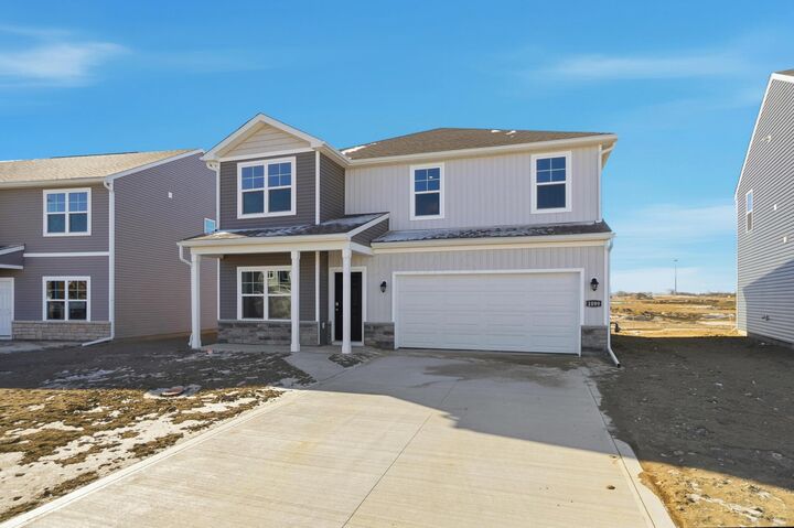 Property Photo:  1099 Hartford Lane  OH 43140 