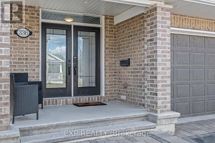 Photo de la propriété: 336 Towhee Place ON K2J 5V3