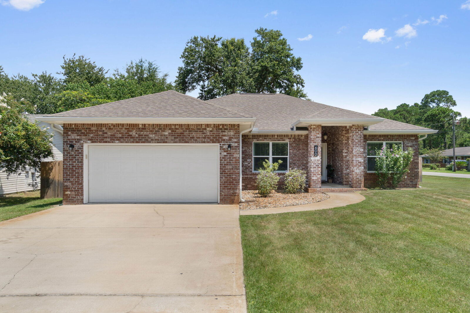 Property Photo: 600 Wildwood Street FL 32569