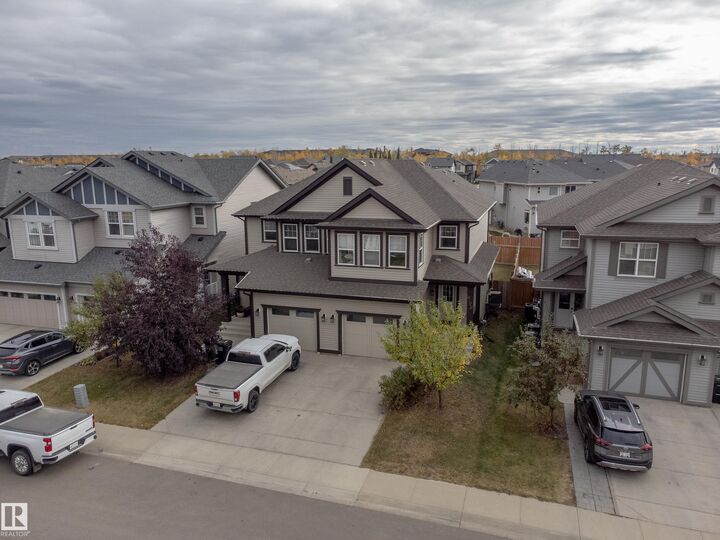 6129 176 Avenue NW  Edmonton AB T5Y 3P1 photo
