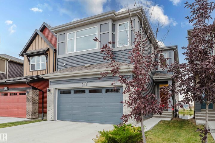 2342 Chokecherry Close SW  Edmonton AB T6X 2M8 photo