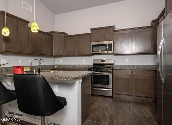 Property Photo:  921 Gulf Streams Avenue  TX 79932 