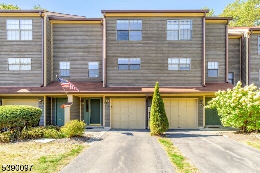 Property Photo:  52 Beacon Hill Rd E  NJ 07480 