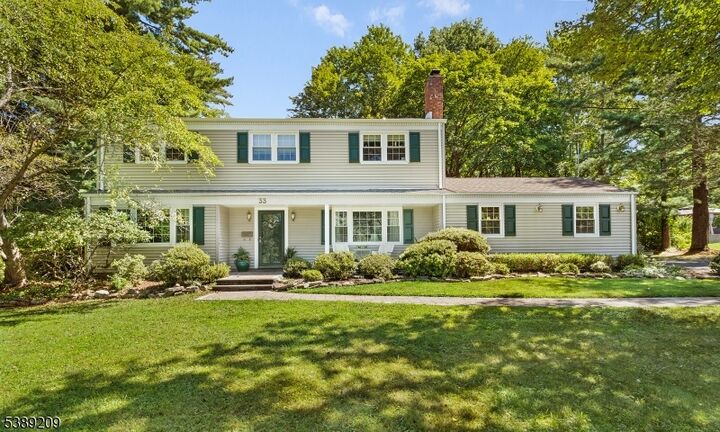 Property Photo:  33 Maple Ave  NJ 07945 