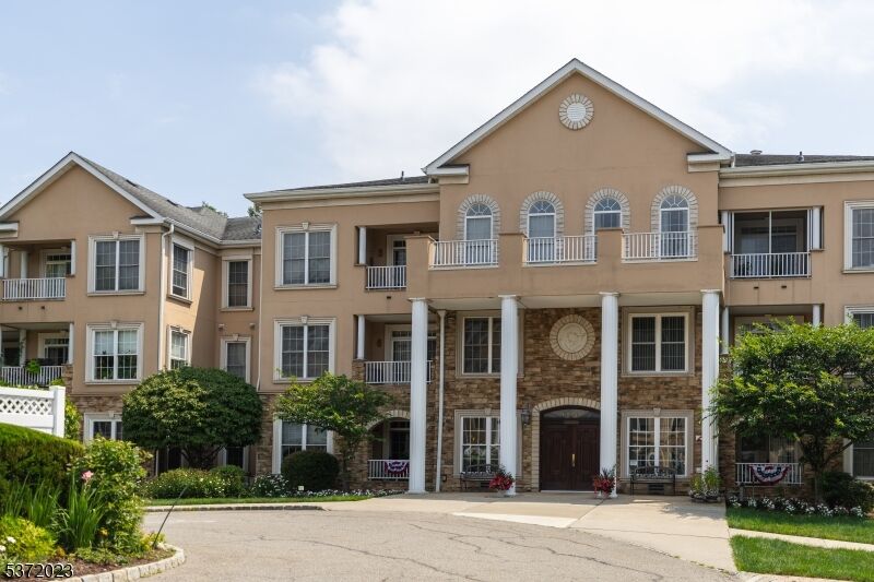 Property Photo: 1111 Clinton Ln 111 NJ 07866