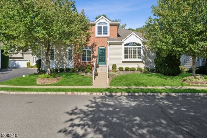 9 Schindler Ct  Chatham Boro NJ 07928 photo