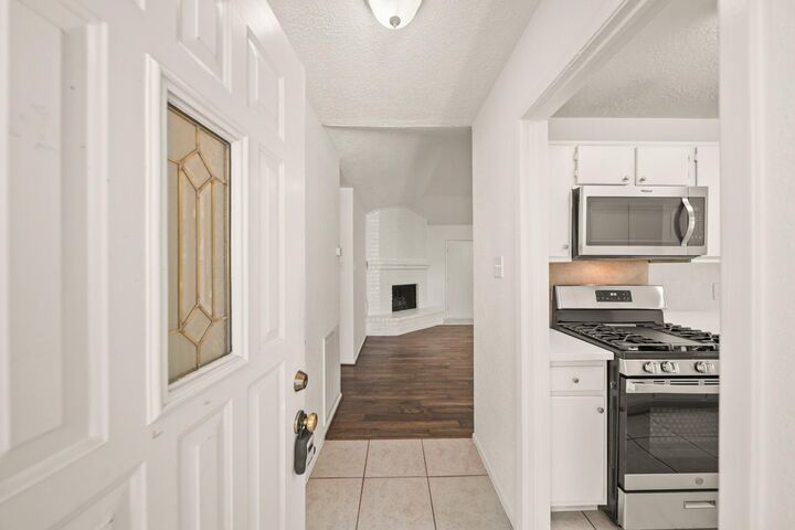 Property Photo:  2806 Old Fort Road  TX 77479 