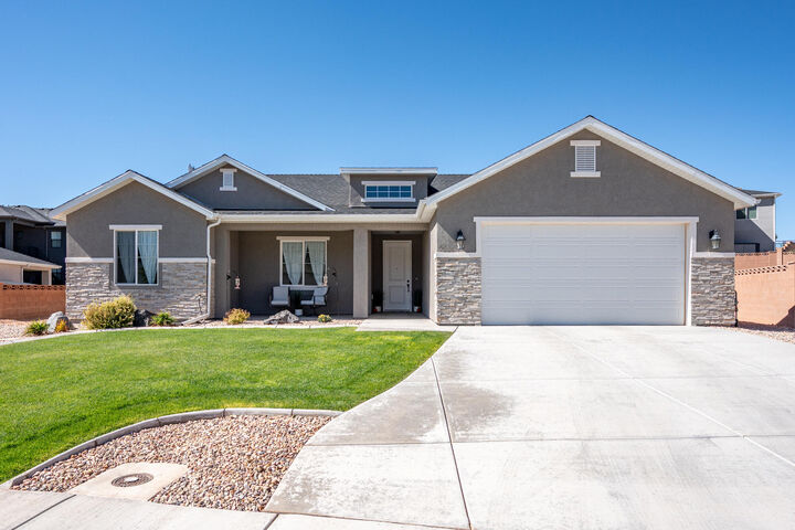 2904 W Hawk Drive  Cedar City UT 84720 photo