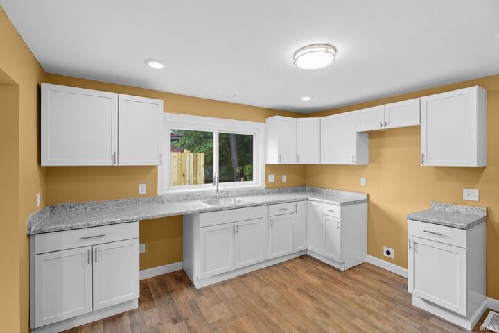 Property Photo:  812 Water Street  IN 47601 