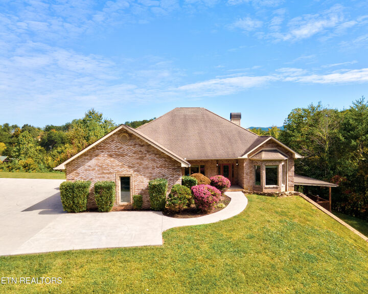 544 Kings Hills Blvd  Pigeon Forge TN 37863 photo