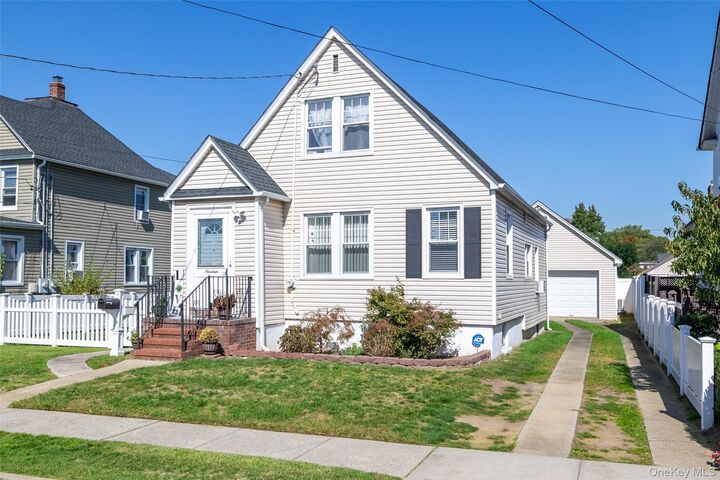 Property Photo: 19 Teneyck Avenue NY 11580