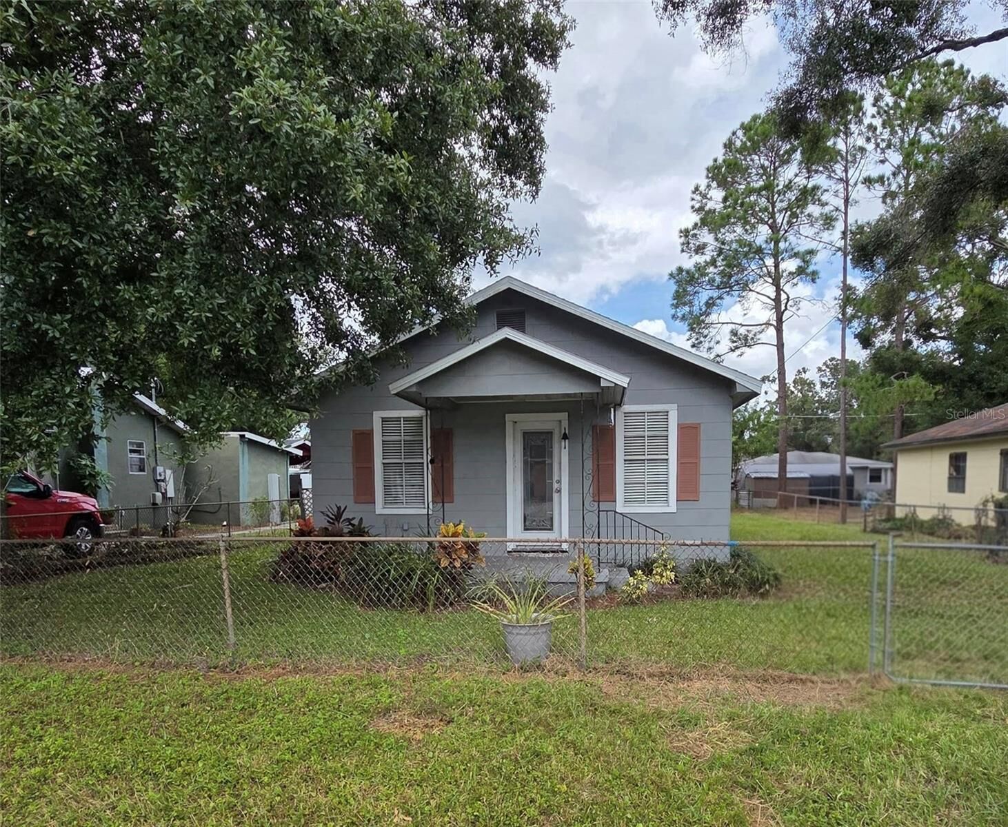 Property Photo:  1527 W Clinton Street  FL 33604