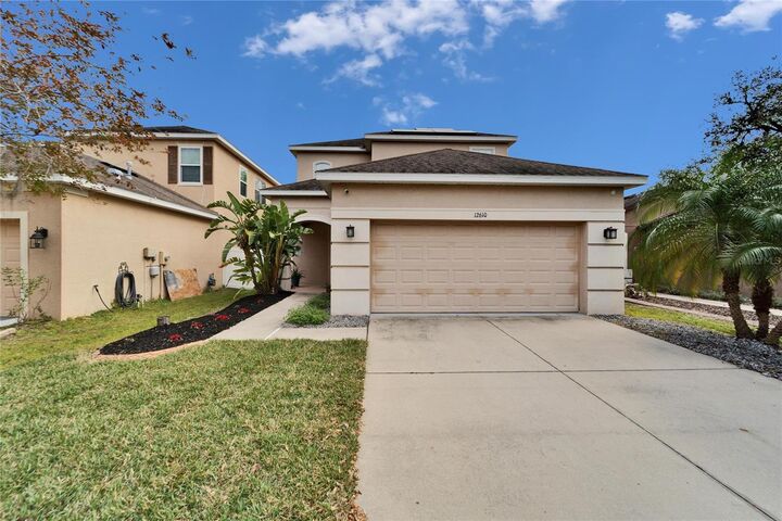 Property Photo:  12610 Geneva Glade Drive  FL 33578