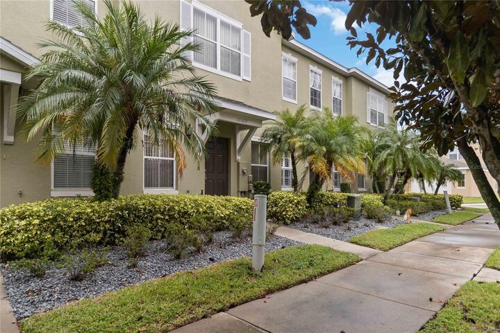 Property Photo:  13329 Harbor Shore Lane  FL 34787 