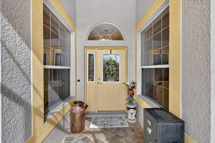 Property Photo: 3606 Mulberry Grove Loop FL 34748
