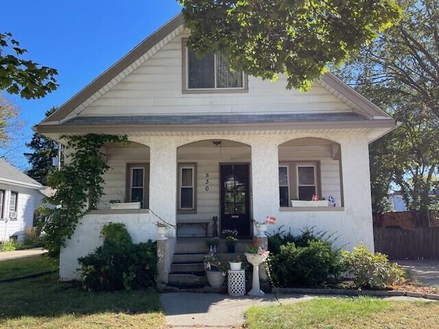 Property Photo:  530 N 61st St  WI 53213