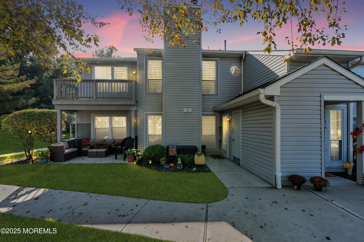 435 Hancock Place  Morganville NJ 07751 photo