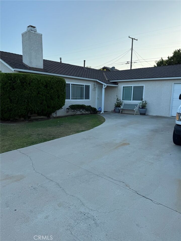 2073 2073 President  Costa Mesa CA 92627 photo