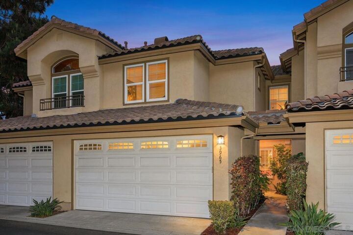 Property Photo:  3965 Via Holgura  CA 92130 