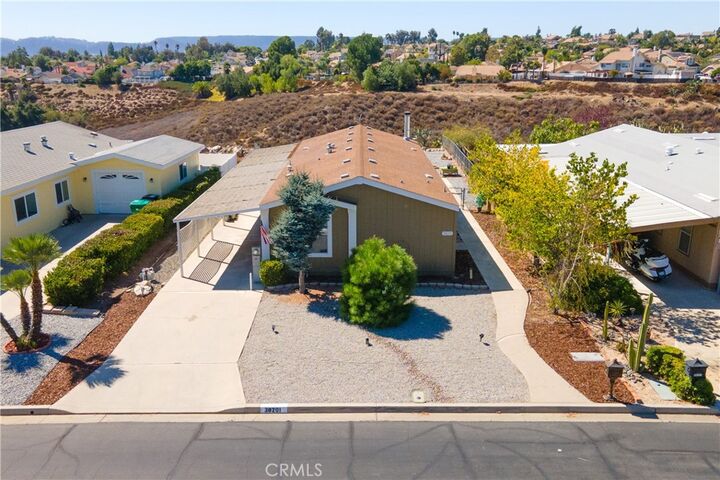 38201 Via La Colina  Murrieta CA 92563 photo