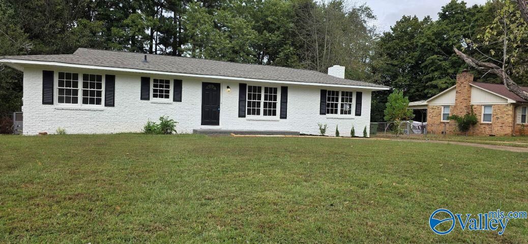 Property Photo: 2814 Clairborne Road AL 35810