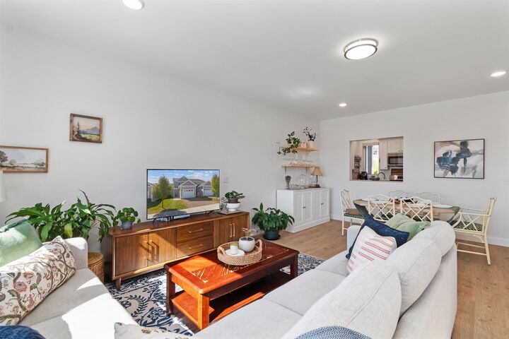 18 Clover Lane  Hinesburg VT 05461 photo