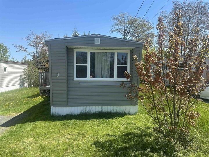 Property Photo:  5 Dopey Lane  NS B3E 1B8 