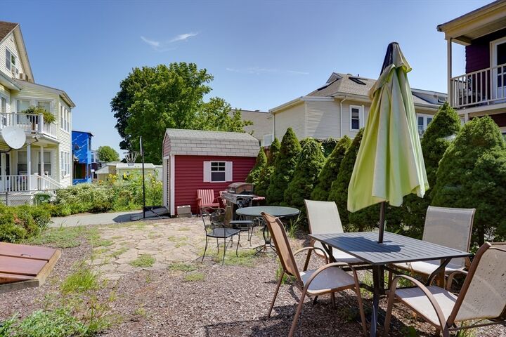 Property Photo:  18 Clyde Road 1  MA 02472 