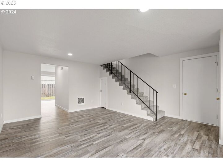 Property Photo:  1712 SE 144th Ct  WA 98683 