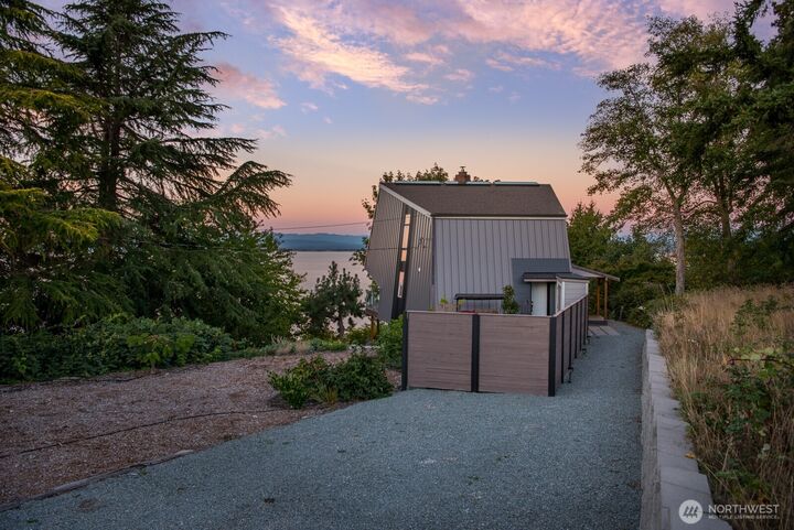 Property Photo:  1857  Cascade View Drive  WA 98282 