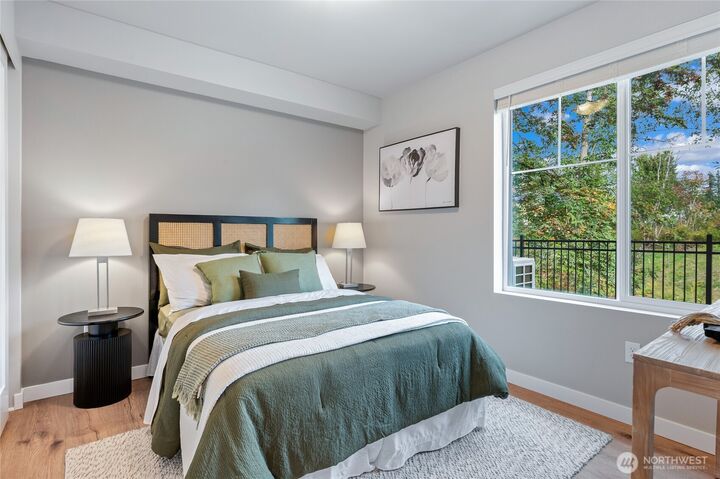 Property Photo: 14424 Madison Way E4 WA 98087