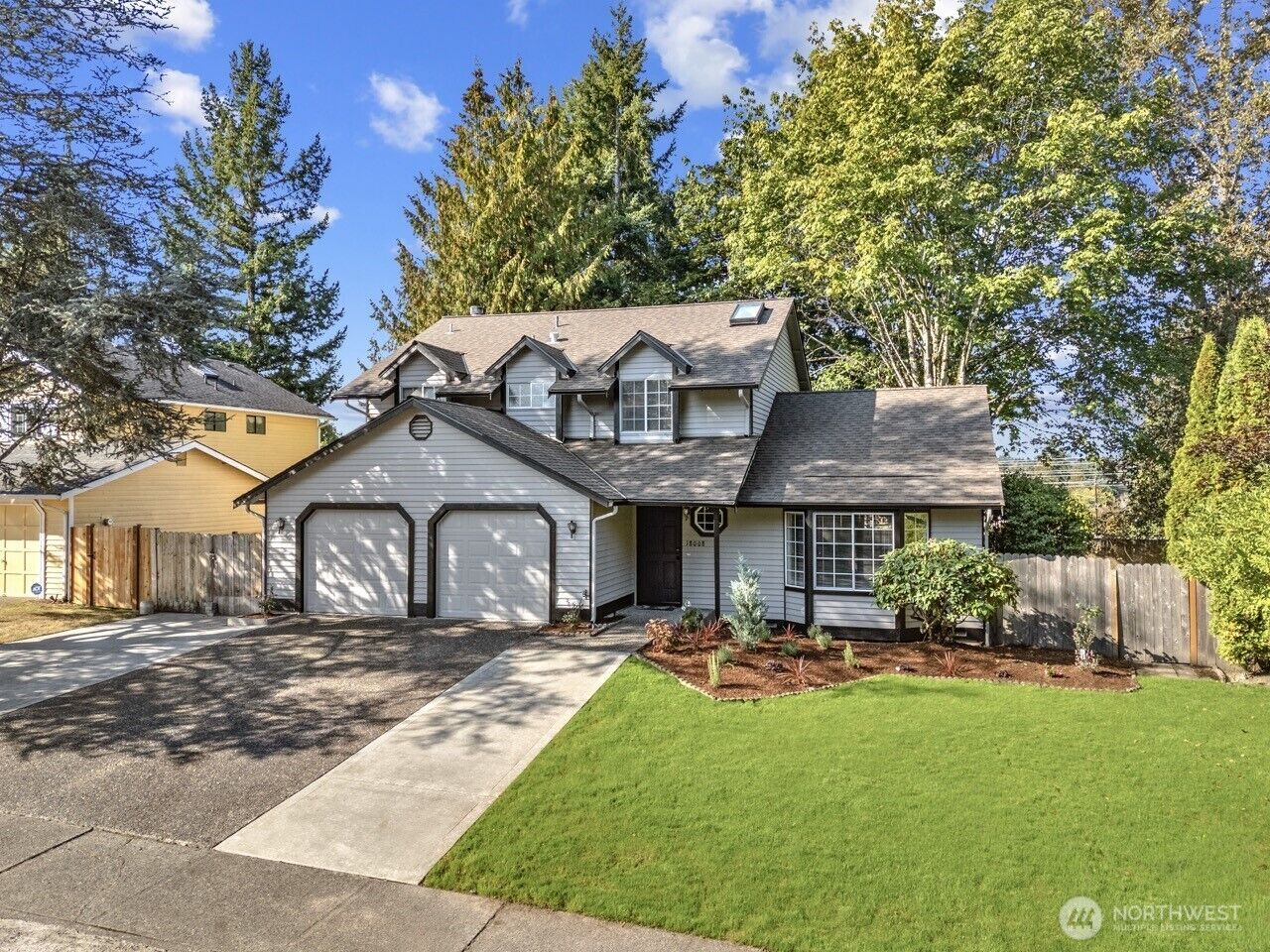 Property Photo:  18008  25th Drive SE  WA 98012 