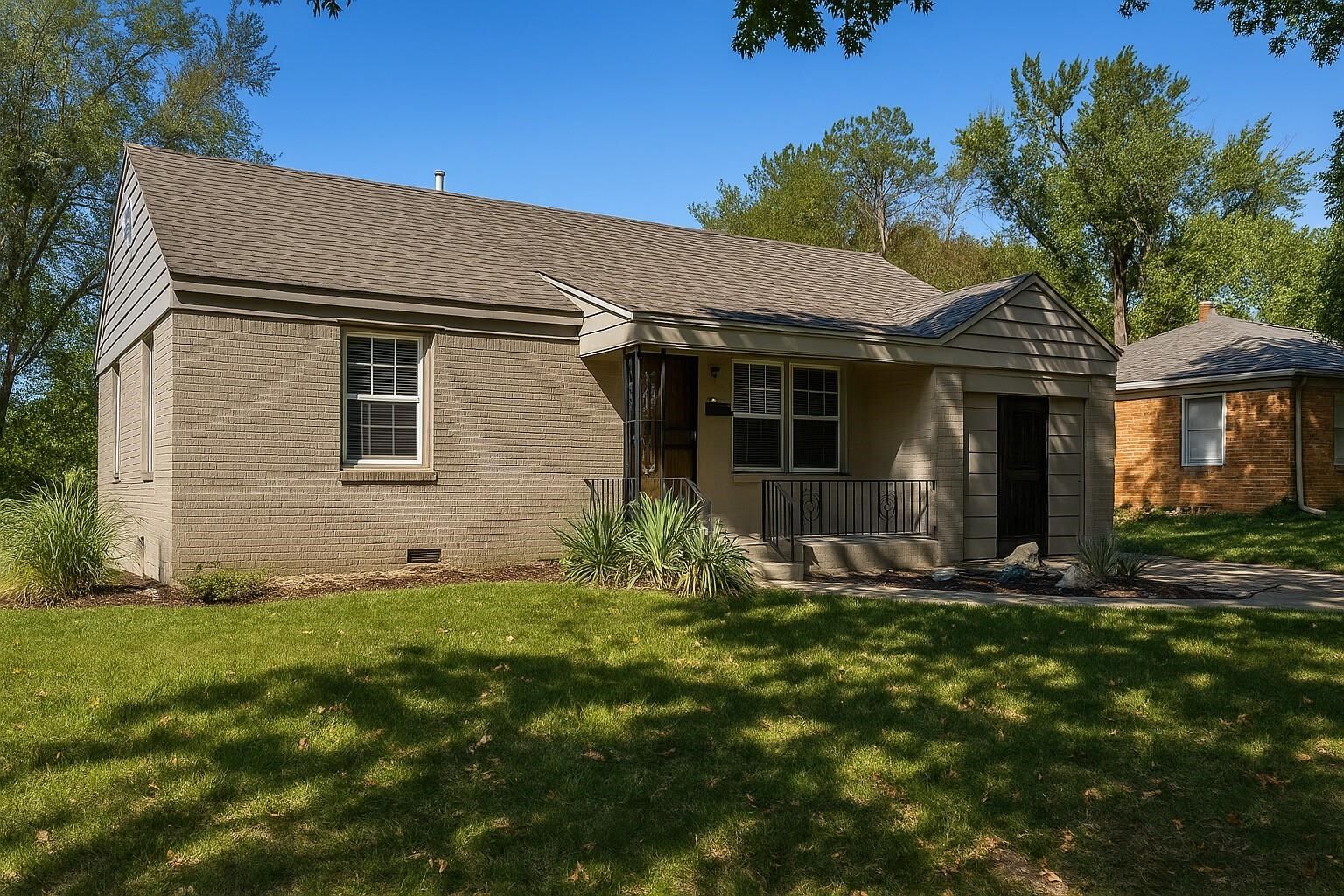 Property Photo:  1607 N Terrace  KS 67208