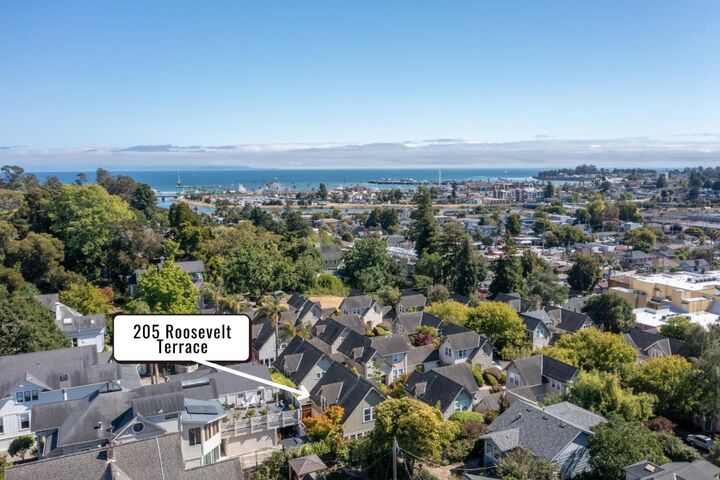 Property Photo:  205 Roosevelt Terrace  CA 95060 