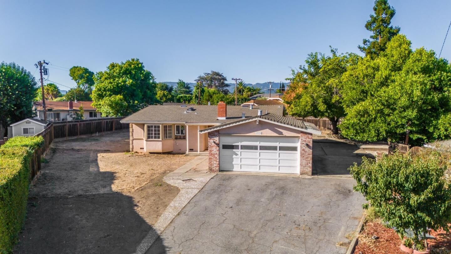 Property Photo:  3928 Caxton Court  CA 95130