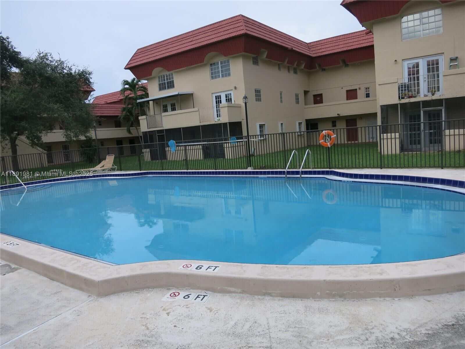 Property Photo: 10901 N Kendall Dr 109 FL 33176