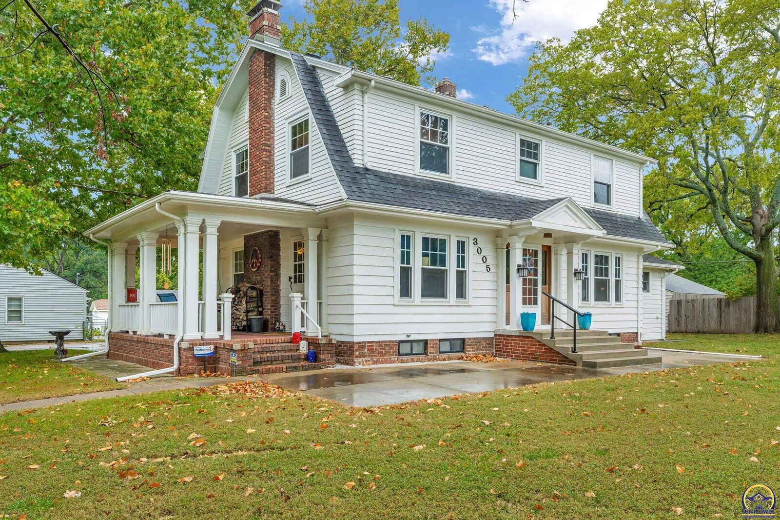 Property Photo: 3005 SW 6th Ave 6th KS 66606