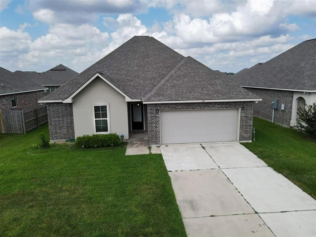 Property Photo: 145 Keaton Court LA 70665